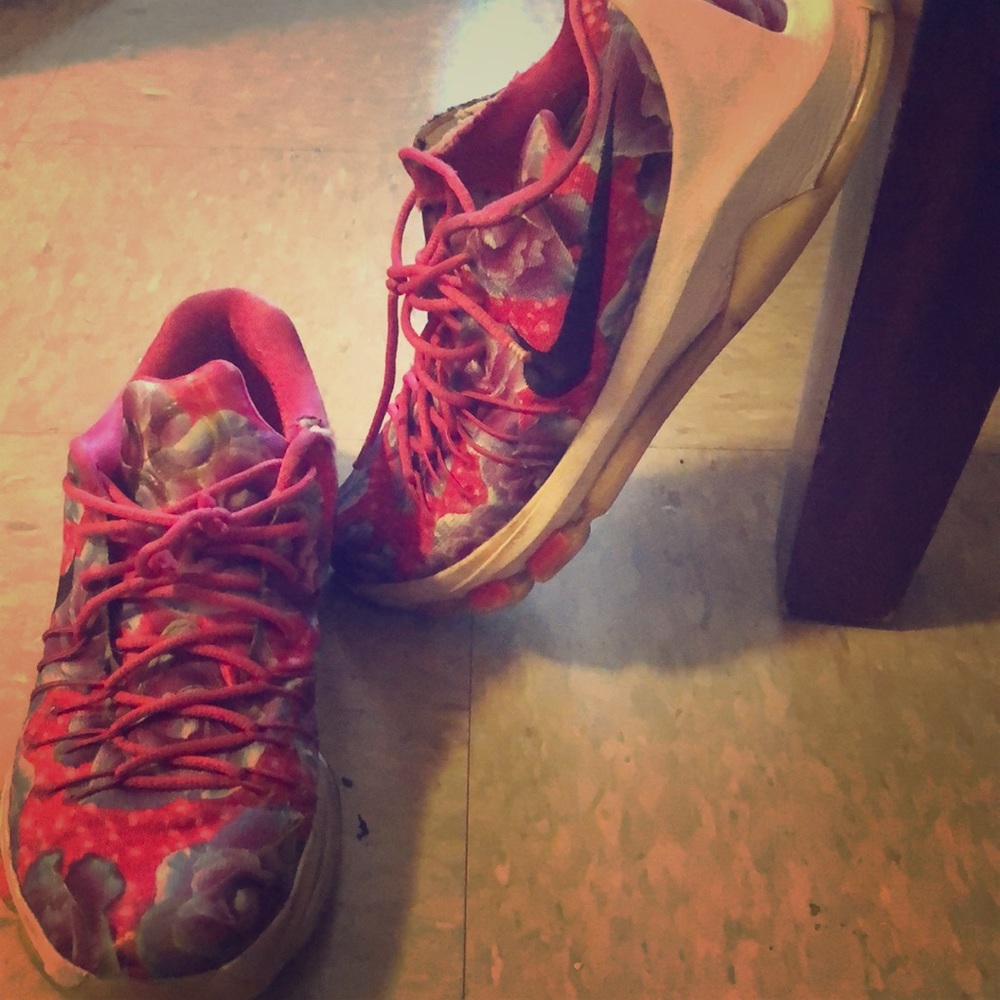 Kd8 aunt pearls